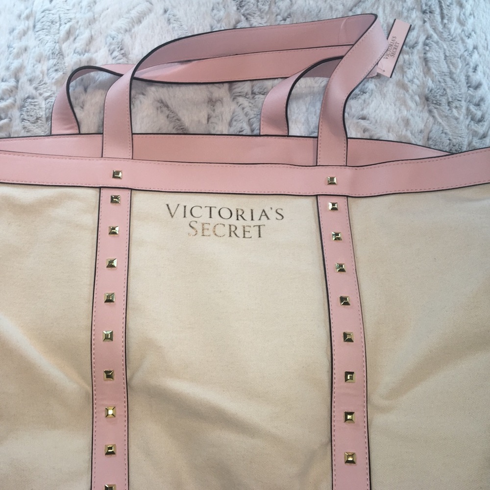 NWT LIMITED EDITION 2017 Victoria’s Secret Tote